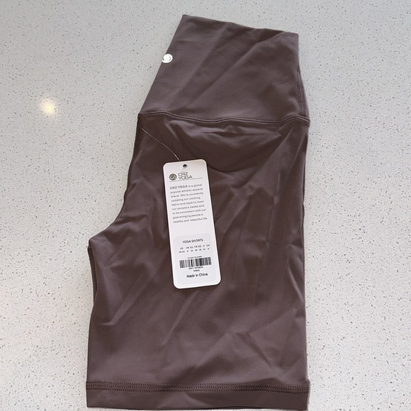 Nakedfeel Shorts 6" - Picture 5 of 5